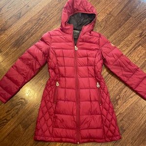 MICHAEL KORS brick red lightweight down fill  jacket. Mid length . Size PS